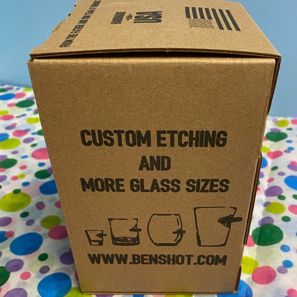 New! Benshot Slapshot Ice Hockey Beer Pint Glass NIB! 🏒 - Picture 3 of 12